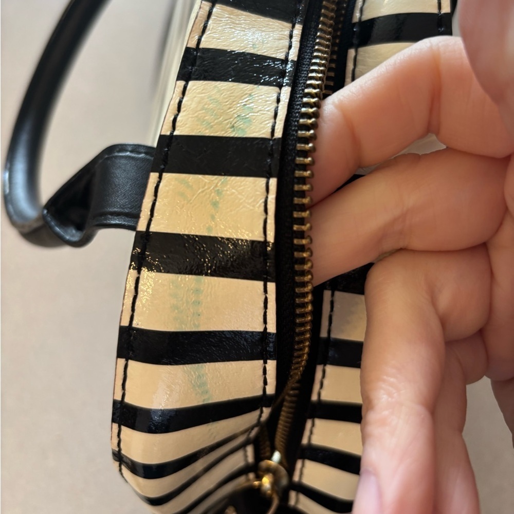 Kate Spade Chelsea Park Patent Striped Black Leather Bottom Purse - Picture 9 of 10